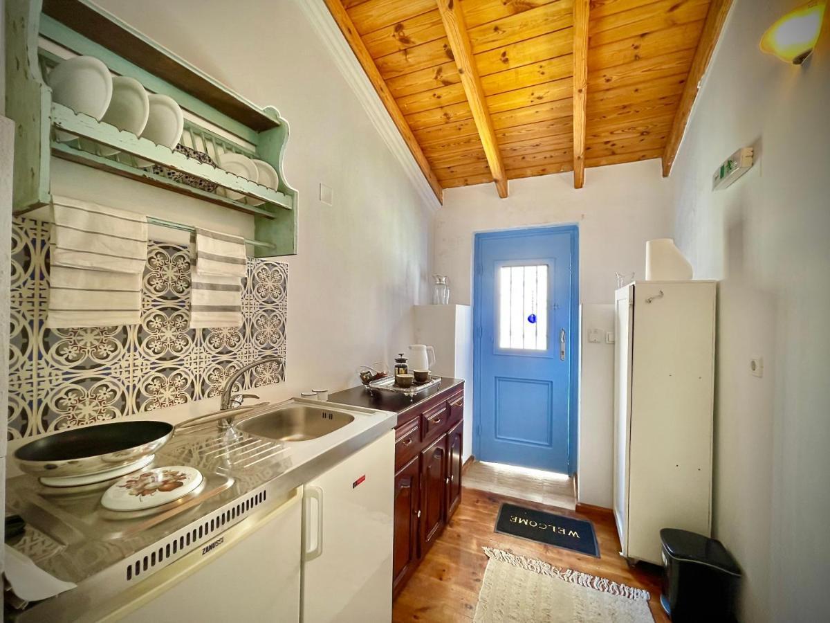 Apartmán Nikolakis, Seafront - Harbor View Symi Exteriér fotografie